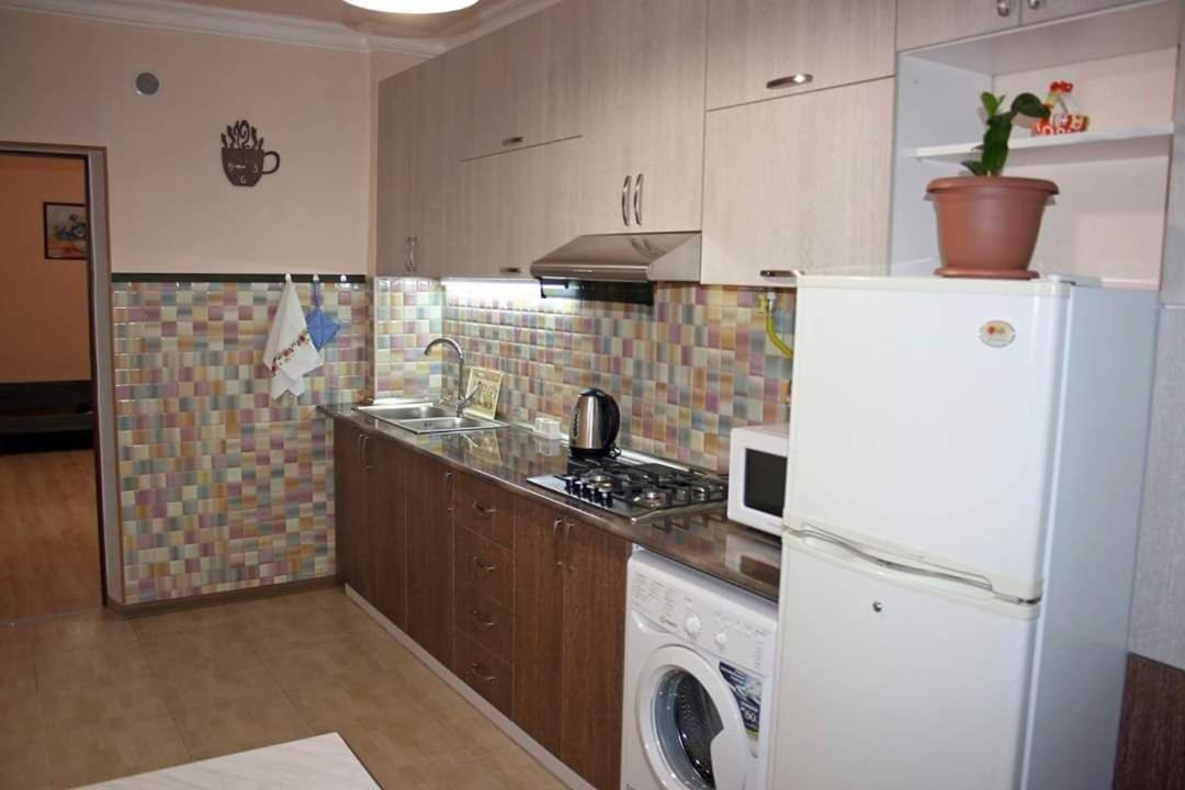يريفان Centralhome المظهر الخارجي الصورة